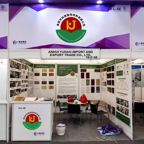 شركة فويانغ كيجين لمواد الديكور المحدودة في معرض إندونيسيا