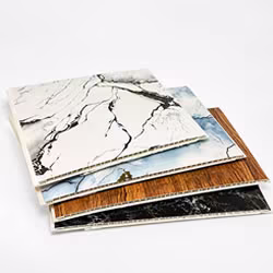 Hersteller von PVC-Deckenplatten mit einer Breite von 25 cm
