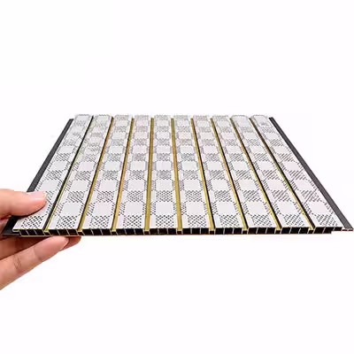 WPC-Lamellen und PVC-Riffelplatten – Großhandel: Hochwertiges „Gold-Line“-Material mit 10 Rillen für Zwischendecken in Luxusausführung für Projekte – OEM/ODM